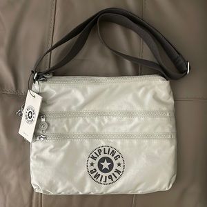 Brand New Kipling crossbody bag!